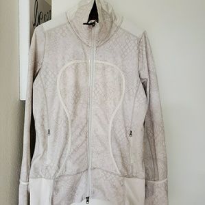 Lululemon cream scuba zipup